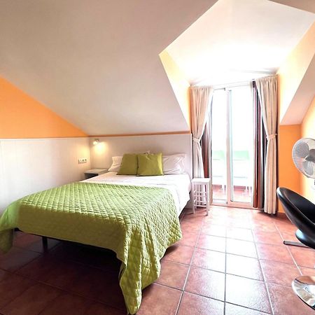 Boutique Hotel Pueblo Benalmadena Bagian luar foto