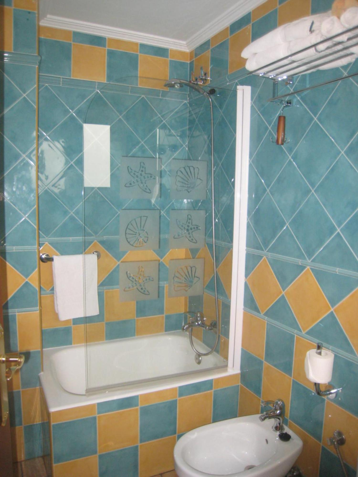 Boutique Hotel Pueblo Benalmadena Bagian luar foto