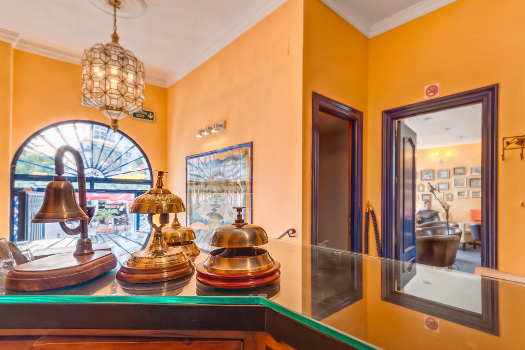 Boutique Hotel Pueblo Benalmadena Bagian luar foto