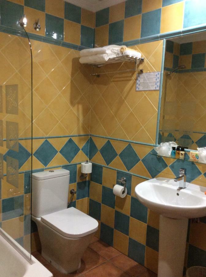 Boutique Hotel Pueblo Benalmadena Bagian luar foto